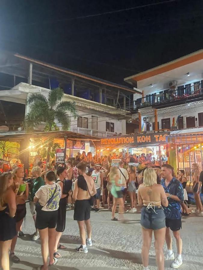 Revolution Koh Tao 호스텔 외부 사진