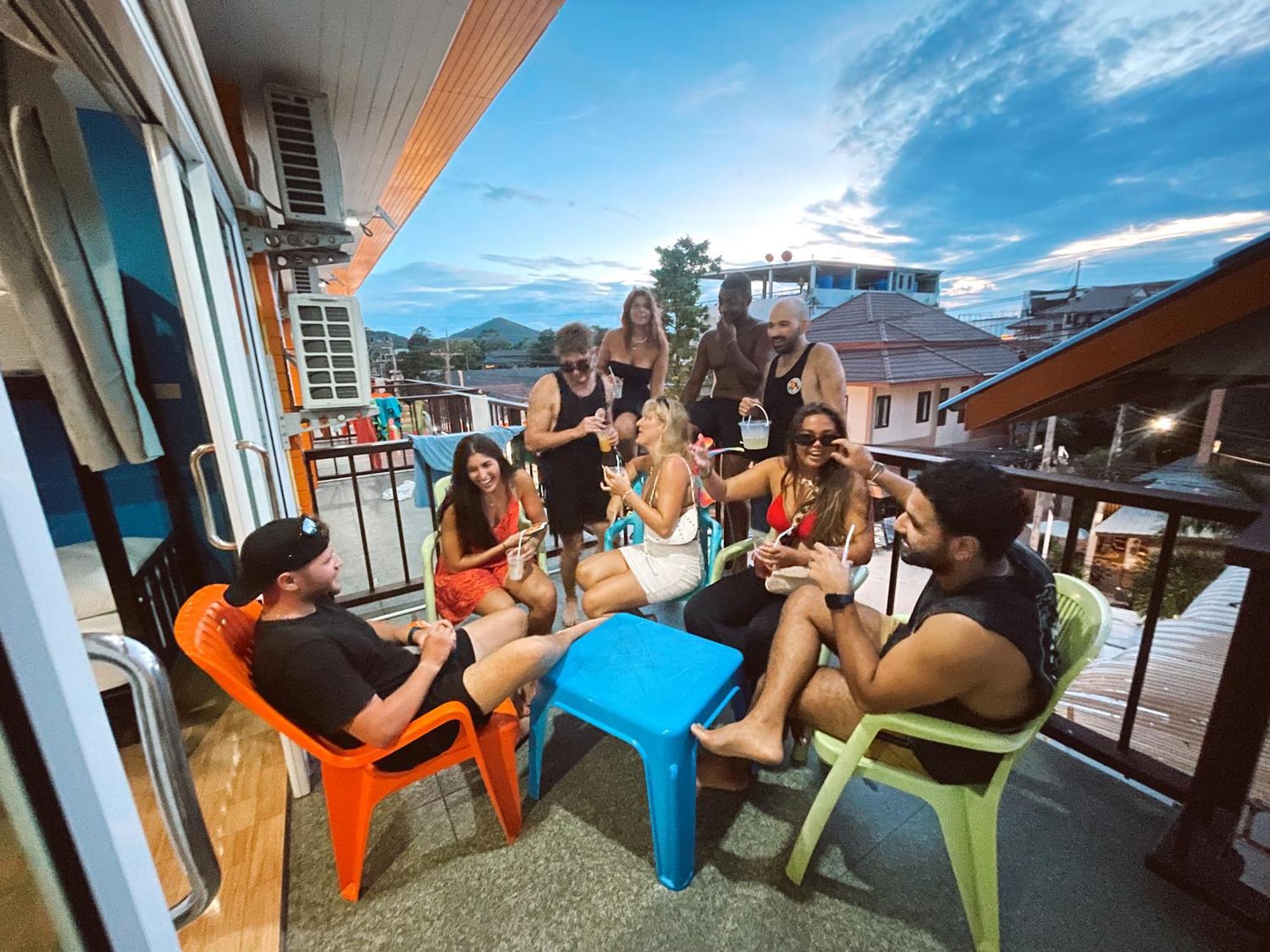 Revolution Koh Tao 호스텔 외부 사진